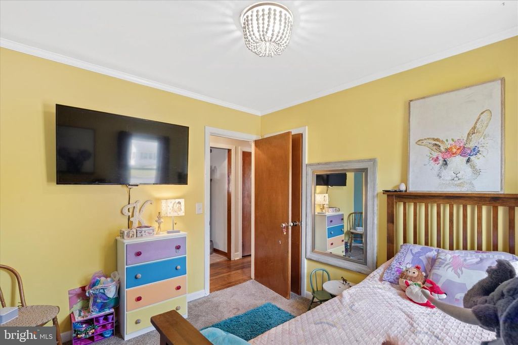 Image 25 of property listing at 1504 S DIVISION ST, Salisbury, MD 21804