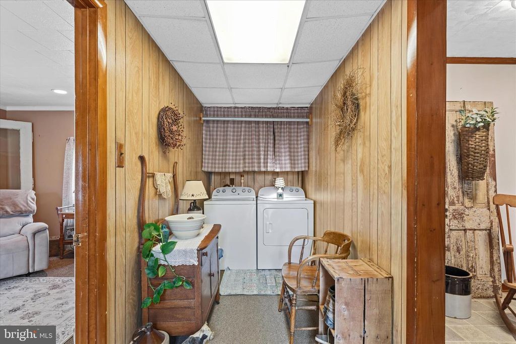 Image 27 of property listing at 1504 S DIVISION ST, Salisbury, MD 21804