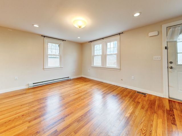 83 Morin Avenue, Coventry, CT 06238