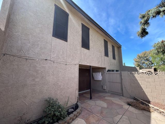 4501 W Continental Drive, Glendale, AZ 85308