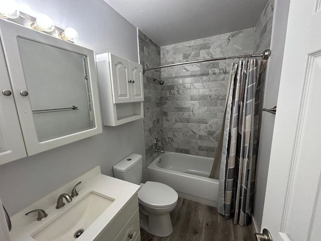 4501 W Continental Drive, Glendale, AZ 85308
