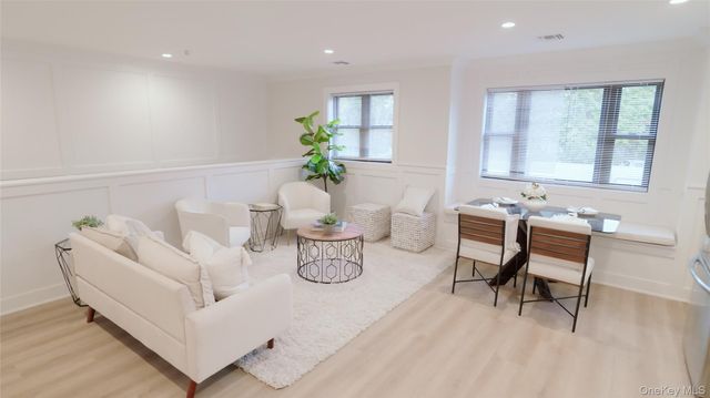 161 Union Avenue 10, Lynbrook, NY 11563