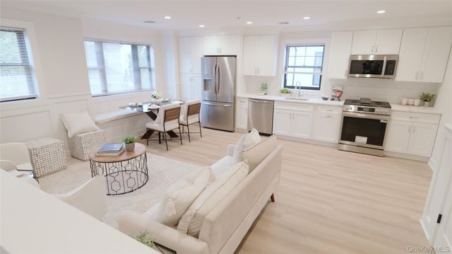 161 Union Avenue 10, Lynbrook, NY 11563