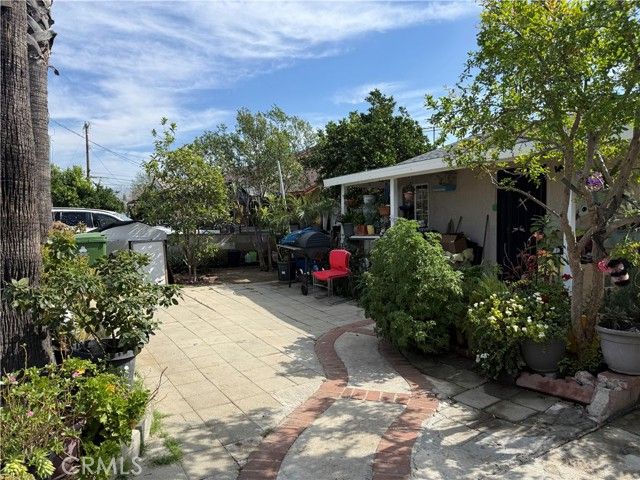 12872 Van Nuys Boulevard, Pacoima (los Angeles), CA 91331