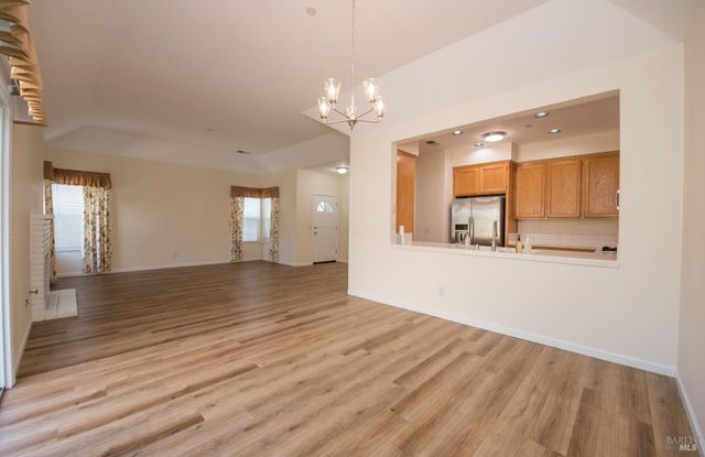 741 Tommy Dorsey Ct, Windsor, CA 95492