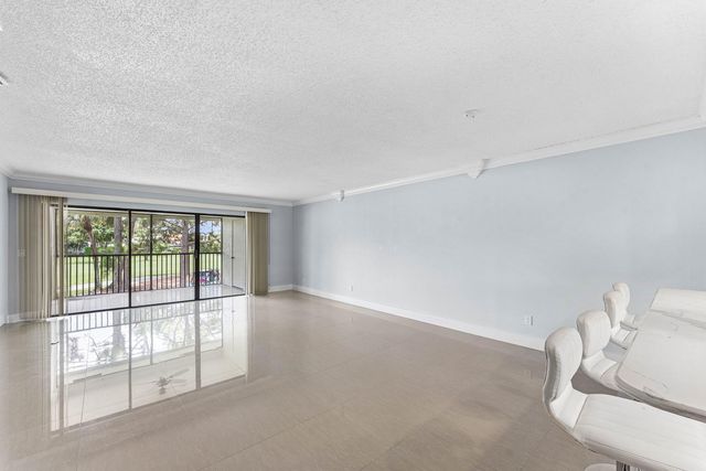 12926 Briarlake Drive 201, Palm Beach Gardens, FL 33418