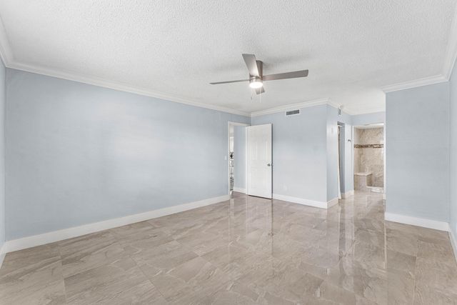 12926 Briarlake Drive 201, Palm Beach Gardens, FL 33418