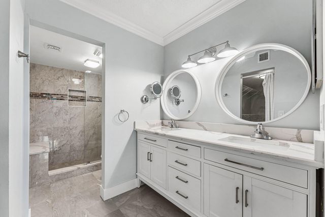 12926 Briarlake Drive 201, Palm Beach Gardens, FL 33418