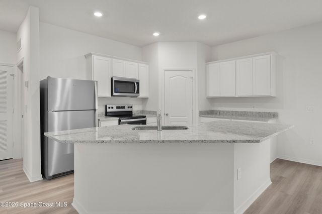 914 Talplin Street SE, Palm Bay, FL 32909