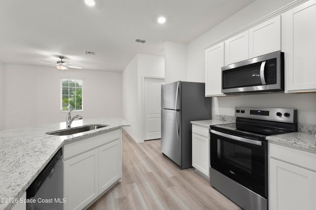914 Talplin Street SE, Palm Bay, FL 32909