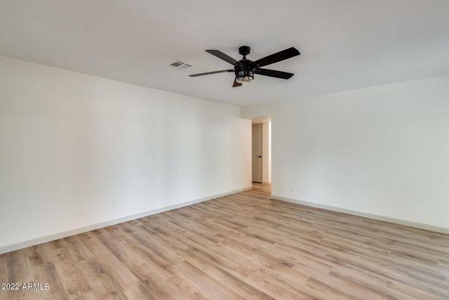 4402 W EL CAMINO Drive, Glendale, AZ 85302