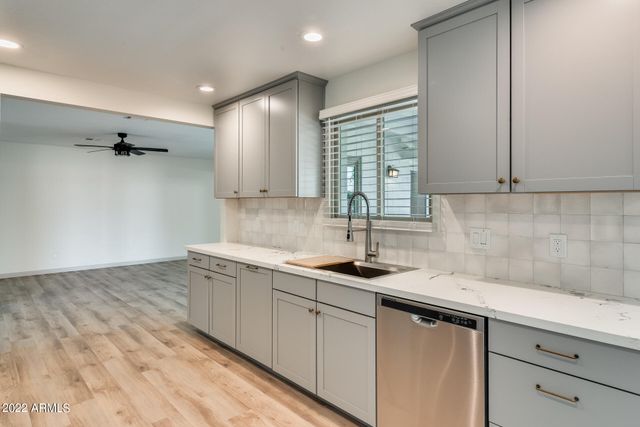 4402 W EL CAMINO Drive, Glendale, AZ 85302