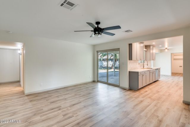 4402 W EL CAMINO Drive, Glendale, AZ 85302