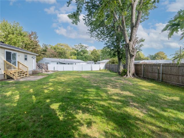 198 Asylum Road, Warwick, RI 02886