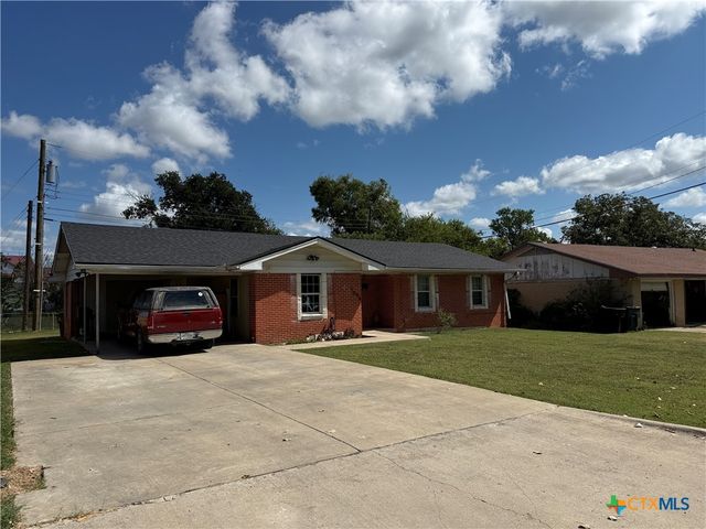 1906 E Avenue G, Temple, TX 76501