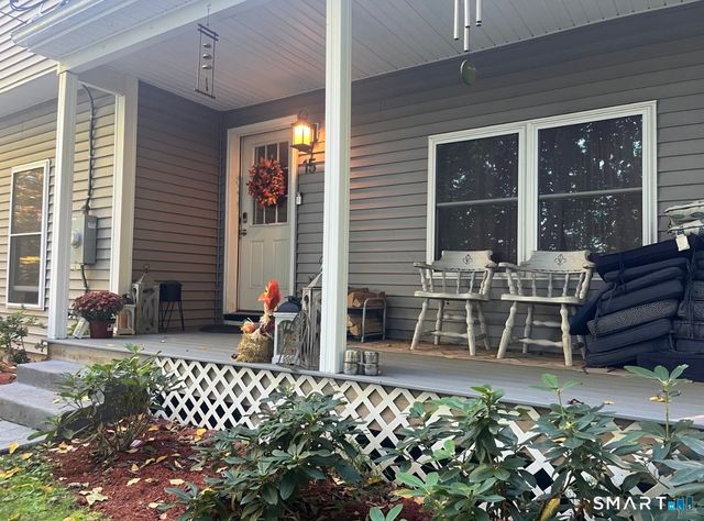 15 Stein Road, Ellington, CT 06029