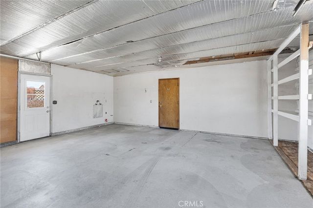 18135 Valencia Street, Hesperia, CA 92345