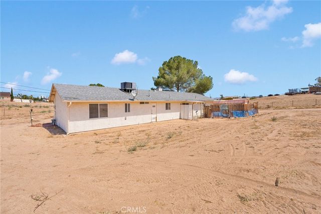 18135 Valencia Street, Hesperia, CA 92345