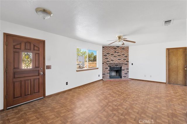 18135 Valencia Street, Hesperia, CA 92345