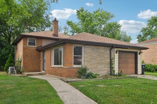 924 E 159 Place, South Holland, IL 60473