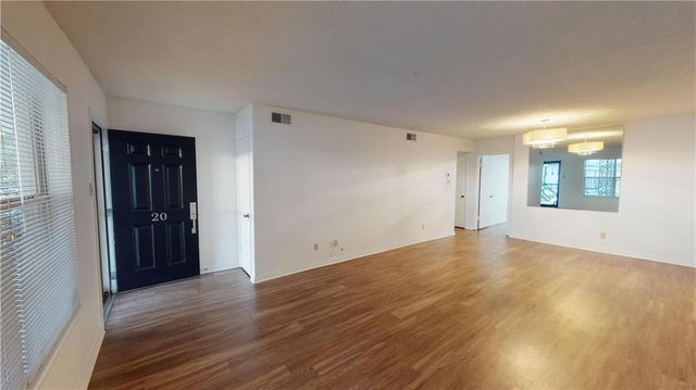 4009 Old Shell Road C20, Mobile, AL 36608