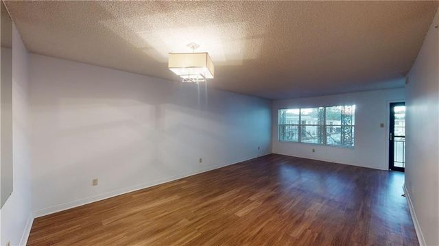 4009 Old Shell Road C20, Mobile, AL 36608