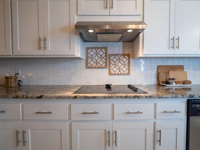 207 E Chicago Street, Shawnee, OK 74804