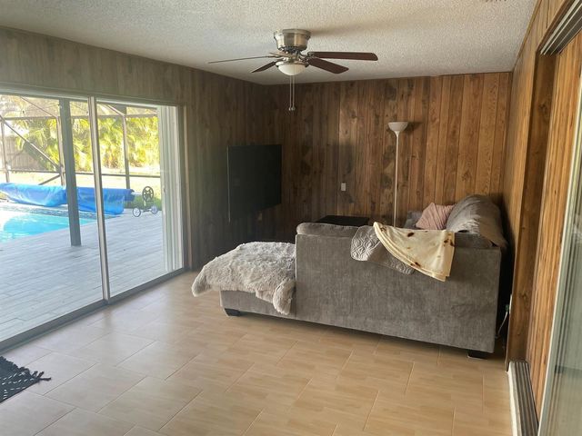 767 SW Ravenswood Lane, Port St. Lucie, FL 34983