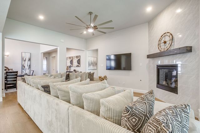 1800 Flowerfield Lane, Mansfield, TX 76063