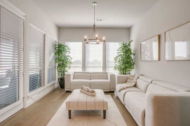 1800 Flowerfield Lane, Mansfield, TX 76063