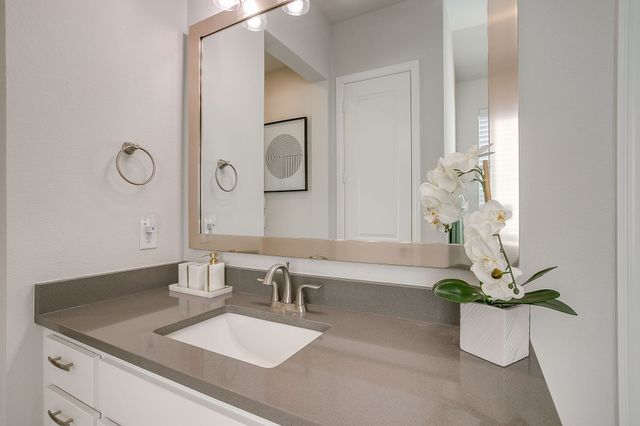 1800 Flowerfield Lane, Mansfield, TX 76063