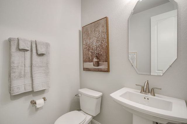 1800 Flowerfield Lane, Mansfield, TX 76063