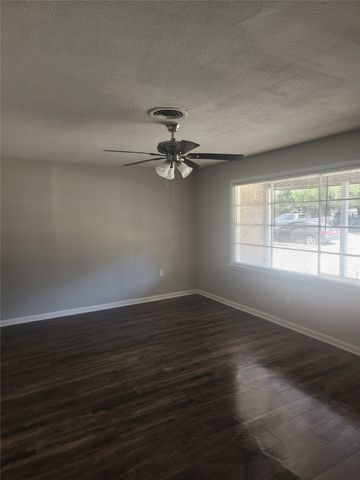512 Judd, White Settlement, TX 76108