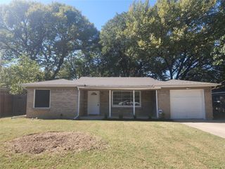 512 Judd, White Settlement, TX 76108