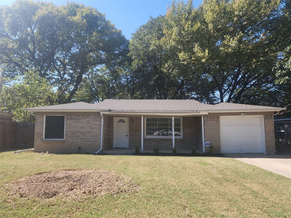 512 Judd, White Settlement, TX 76108