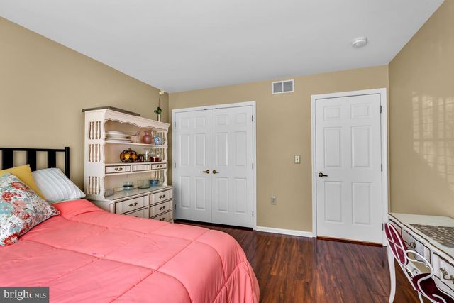 18 GROSUNOR CT, Jackson, NJ 08527