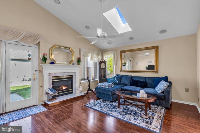 18 GROSUNOR CT, Jackson, NJ 08527