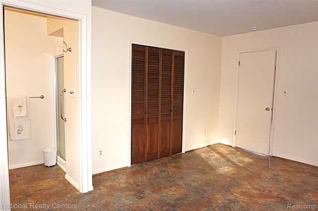 8563 Cavell Street, Westland, MI 48185