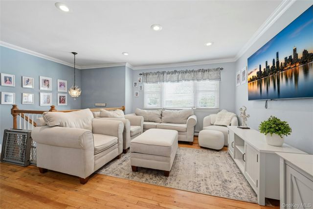 910 3rd Street, East Northport, NY 11731
