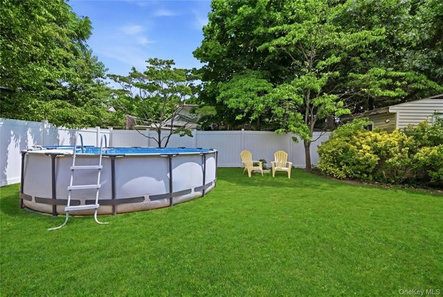 910 3rd Street, East Northport, NY 11731