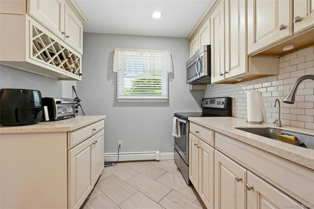 910 3rd Street, East Northport, NY 11731