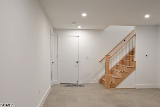 43 Lisa Ct, North Haledon Boro, NJ 07508