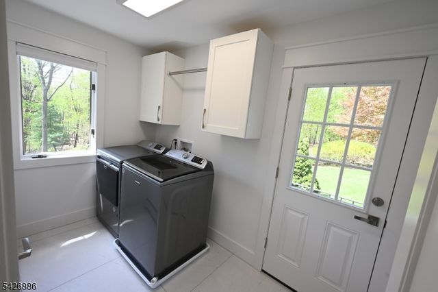 43 Lisa Ct, North Haledon Boro, NJ 07508