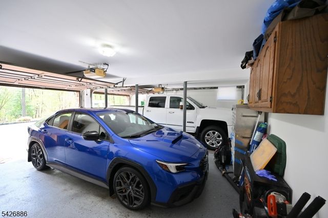 43 Lisa Ct, North Haledon Boro, NJ 07508