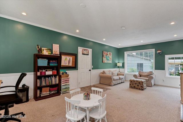 135 Pine Ridge Drive, Whispering Pines, NC 28327