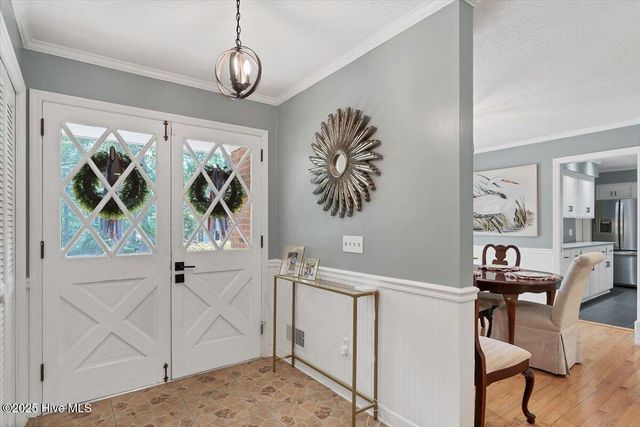 135 Pine Ridge Drive, Whispering Pines, NC 28327