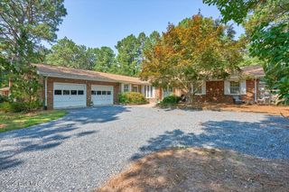 135 Pine Ridge Drive, Whispering Pines, NC 28327