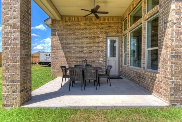 17507 Cypress Hilltop Way, Hockley, TX 77447