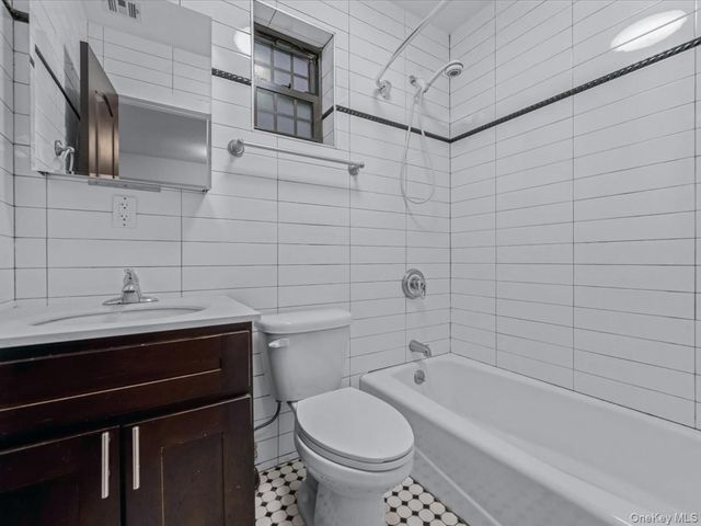 151 Noll Street, Brooklyn, NY 11206