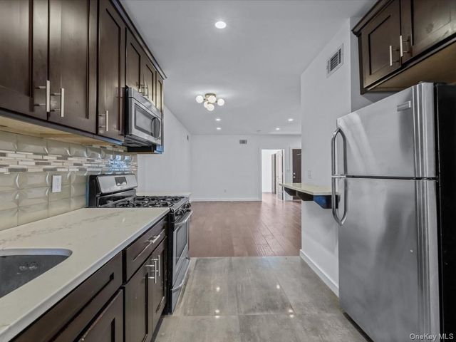151 Noll Street, Brooklyn, NY 11206